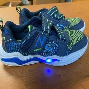 Light up sketchers
